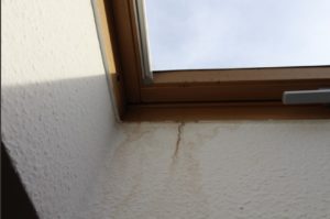 Kaputtes Fenster CHW03 Kaputtes Fenster CHW03